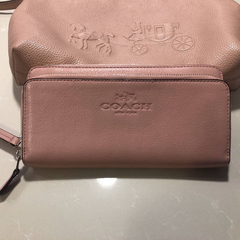 Pink pebbled leather Coach wallet